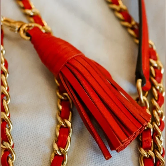 Tory Burch Fleming Convertible Shoulder Leather Bag in Brilliant Red - Picture 10 of 12